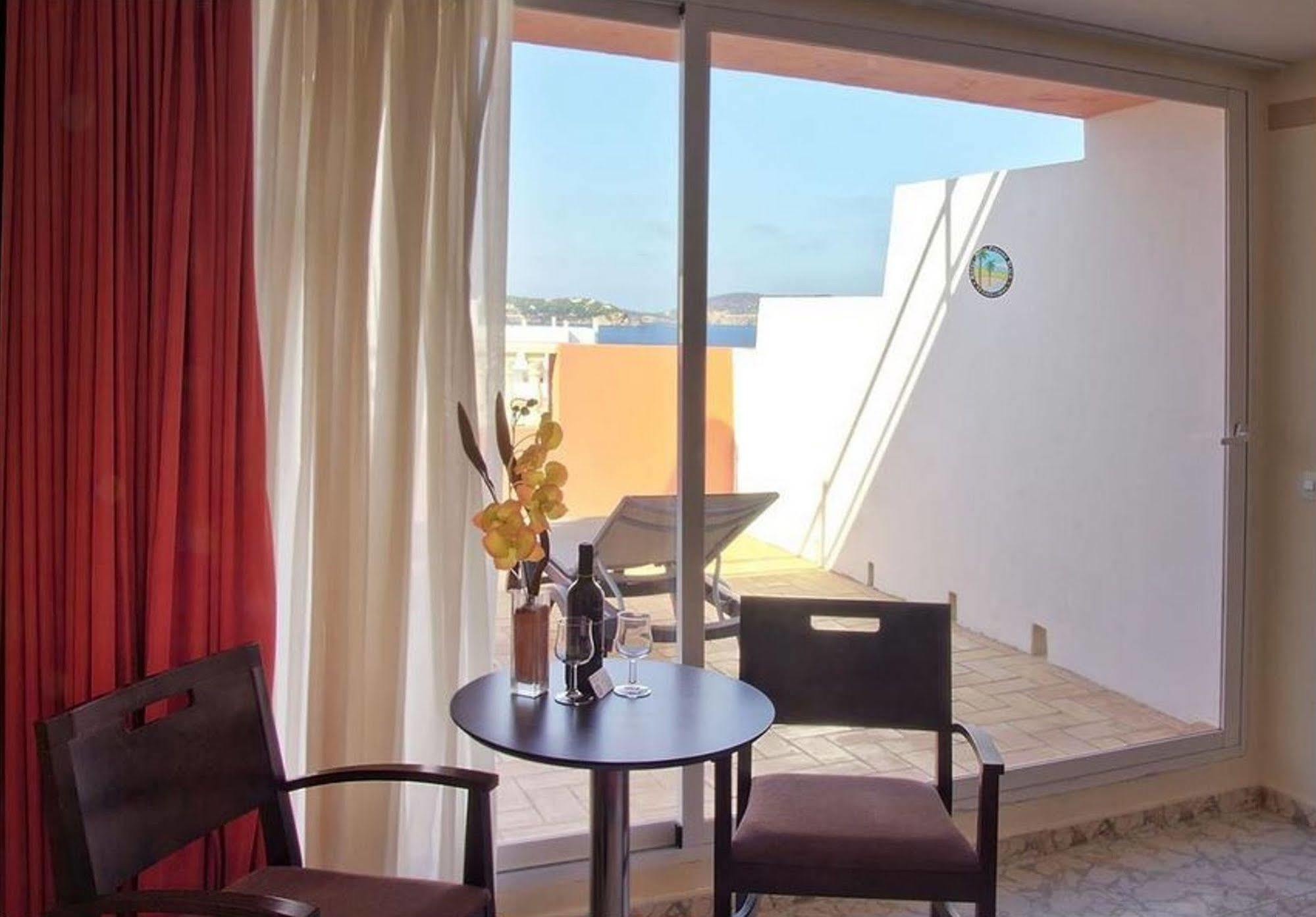 Fergus Paraiso Beach - Adults Only Ibiza Town Luaran gambar